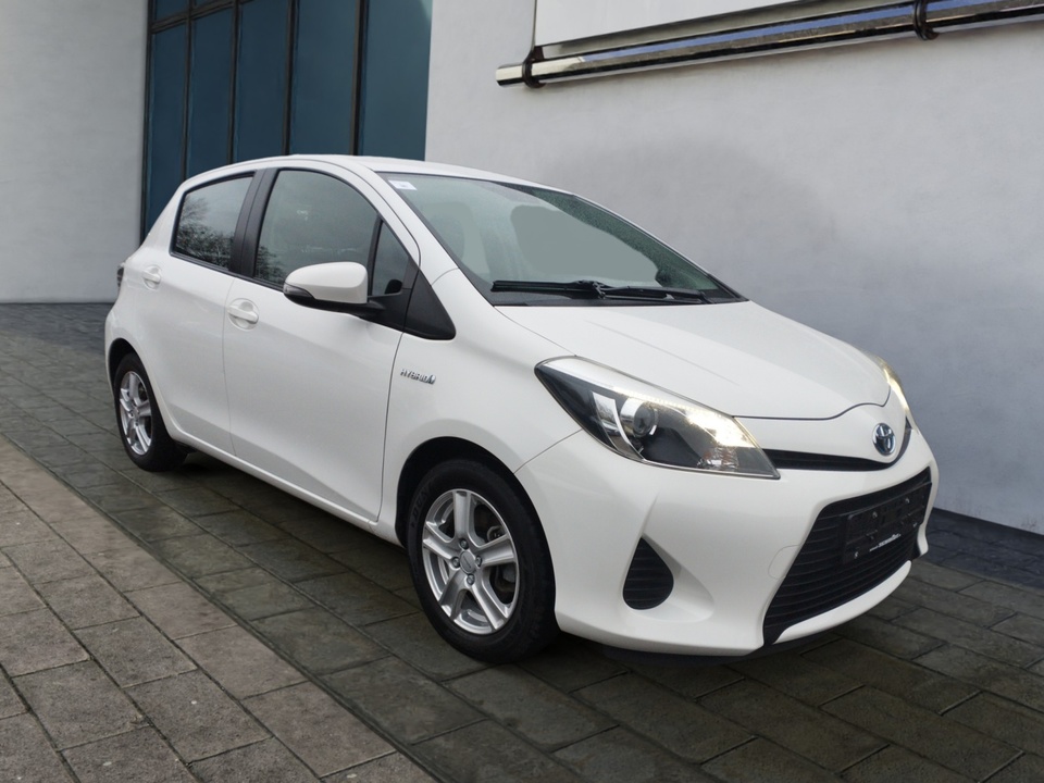 Toyota Yaris L Vvt I Hybrid Life T V Autowelt Schmidt