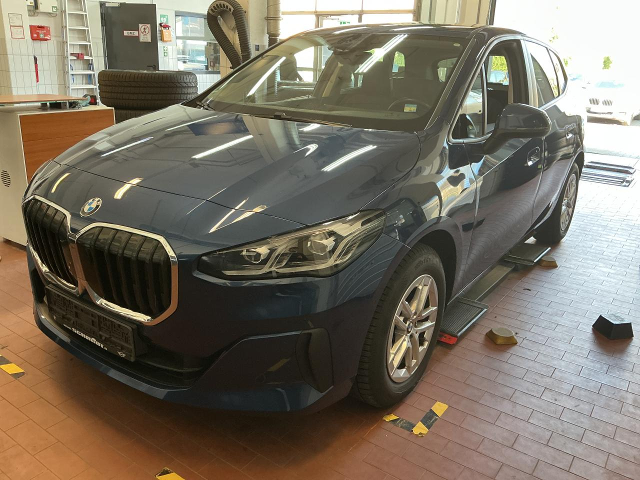 BMW 218i Active Tourer + 2Jahre-BPS.-GARANTIE