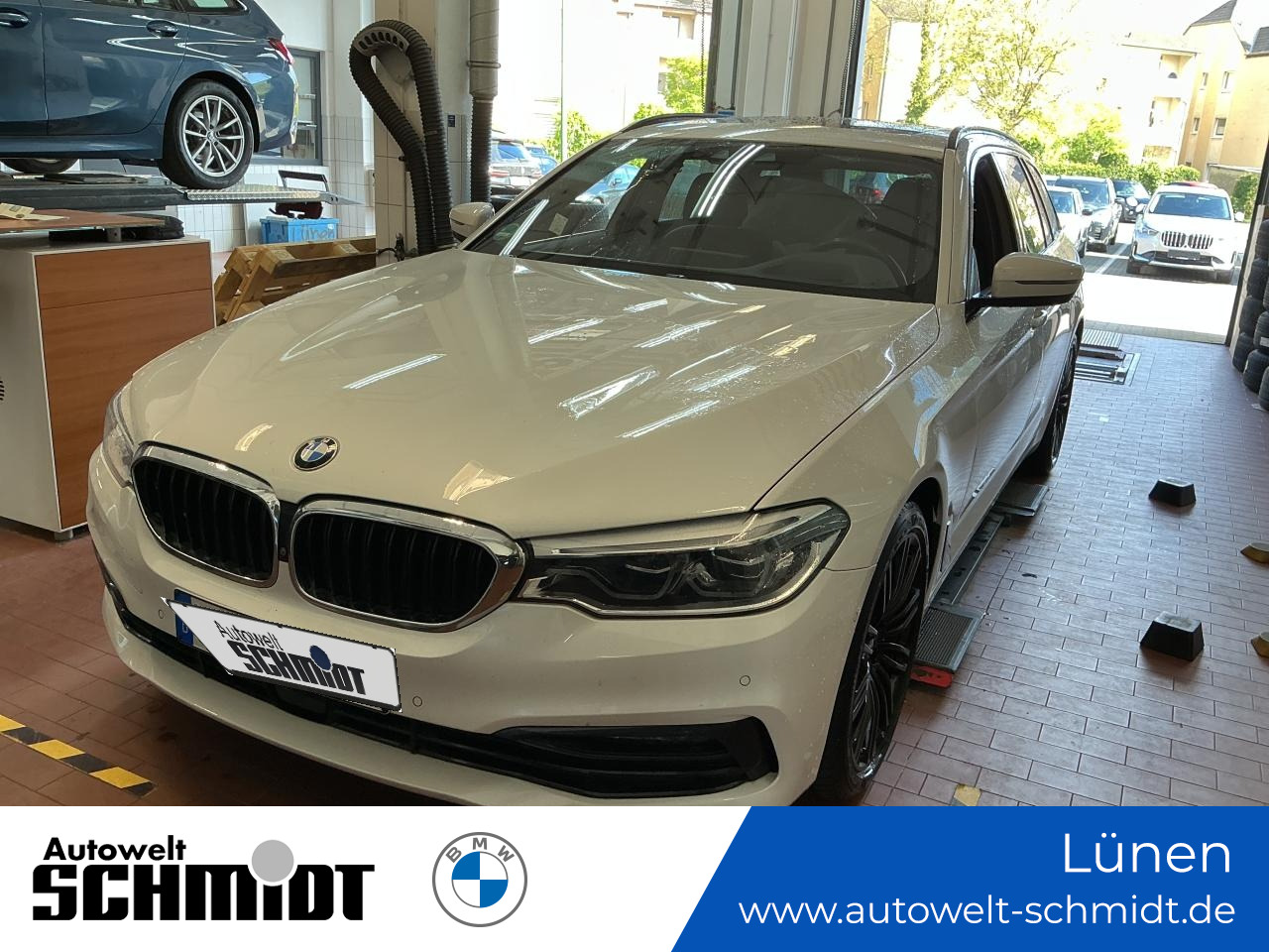 BMW 540i xDrive Touring Sport Line + GARANTIE