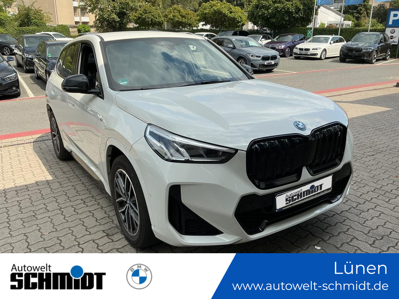BMW iX1 xDrive30 M Sport + 2Jahre-BPS.-GARANTIE