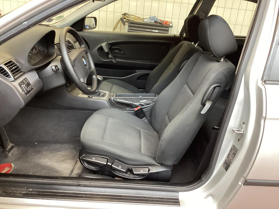 BMW 316ti Compact + 2.HAND + TÜV-bis-04.2027