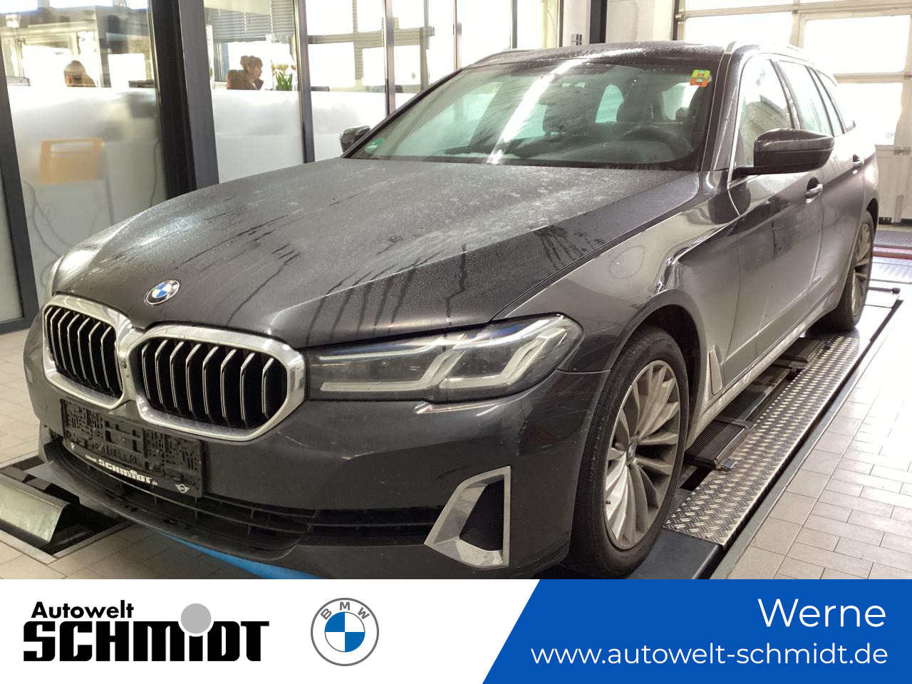BMW 520d xDrive Touring Luxury Line + GARANTIE