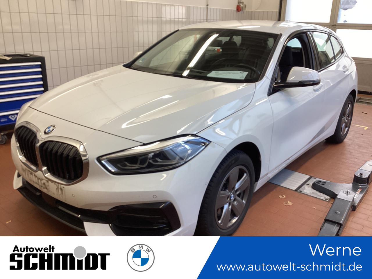 BMW 118i Sport Line + 2Jahre-BPS.-GARANTIE