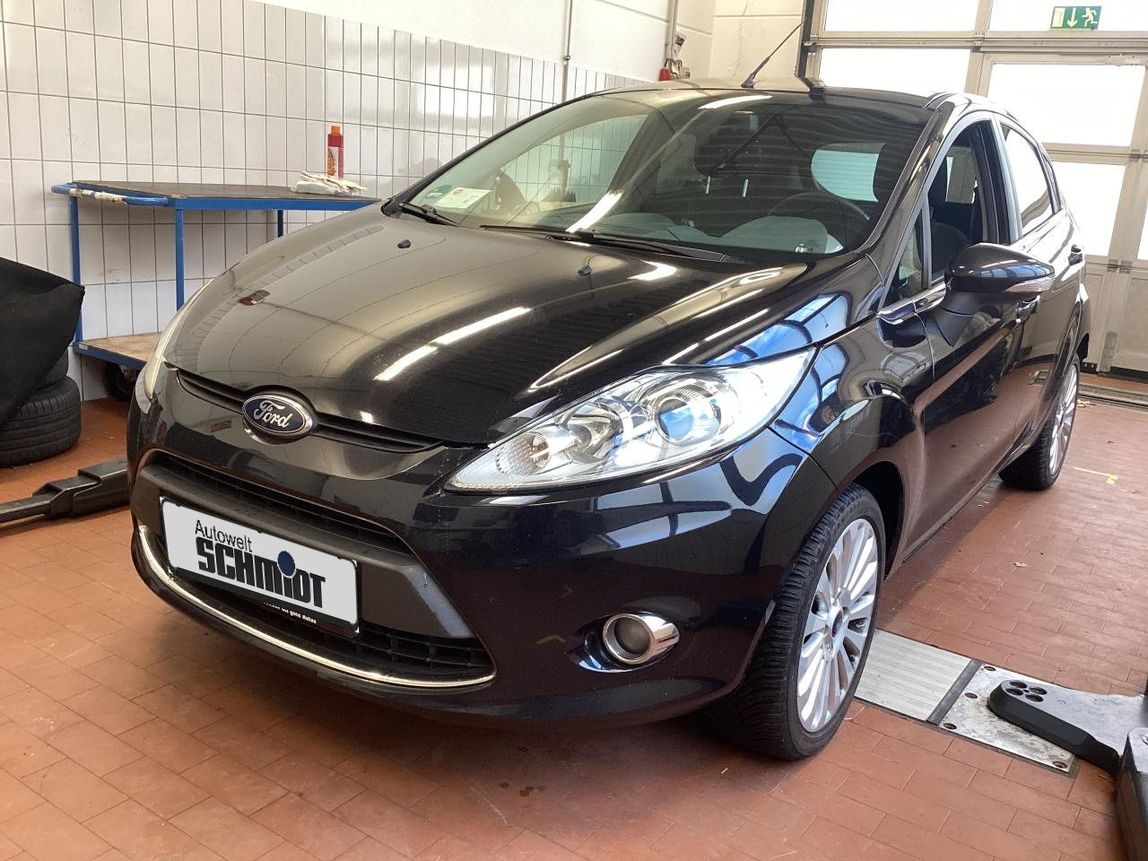 Ford Fiesta 1,25 60kW Titanium + TÜV-bis-04.2026