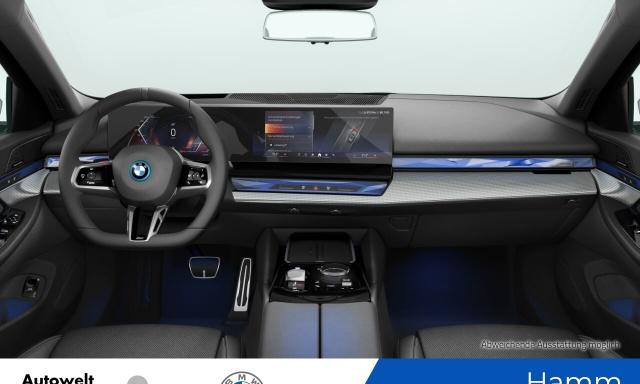 BMW i5 eDrive40 Touring M Sportpaket Panorama AHK
