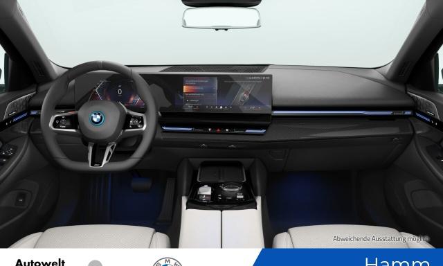BMW i5 xDrive40 M Sportpaket Panorama Klimaaut.
