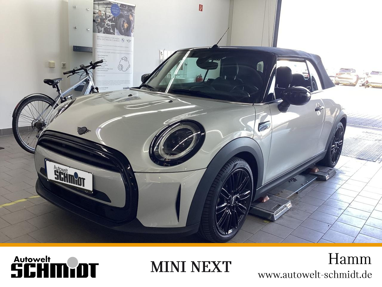 MINI Cooper Cabrio Classic Trim + 2J-NEXT-GARANTIE
