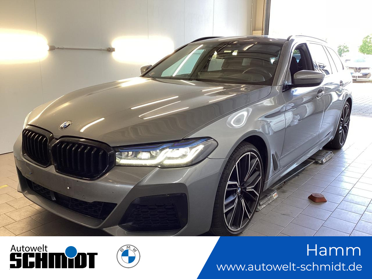 BMW 540d xDrive Touring M Sport+2Jahre-BPS.-GARANTIE