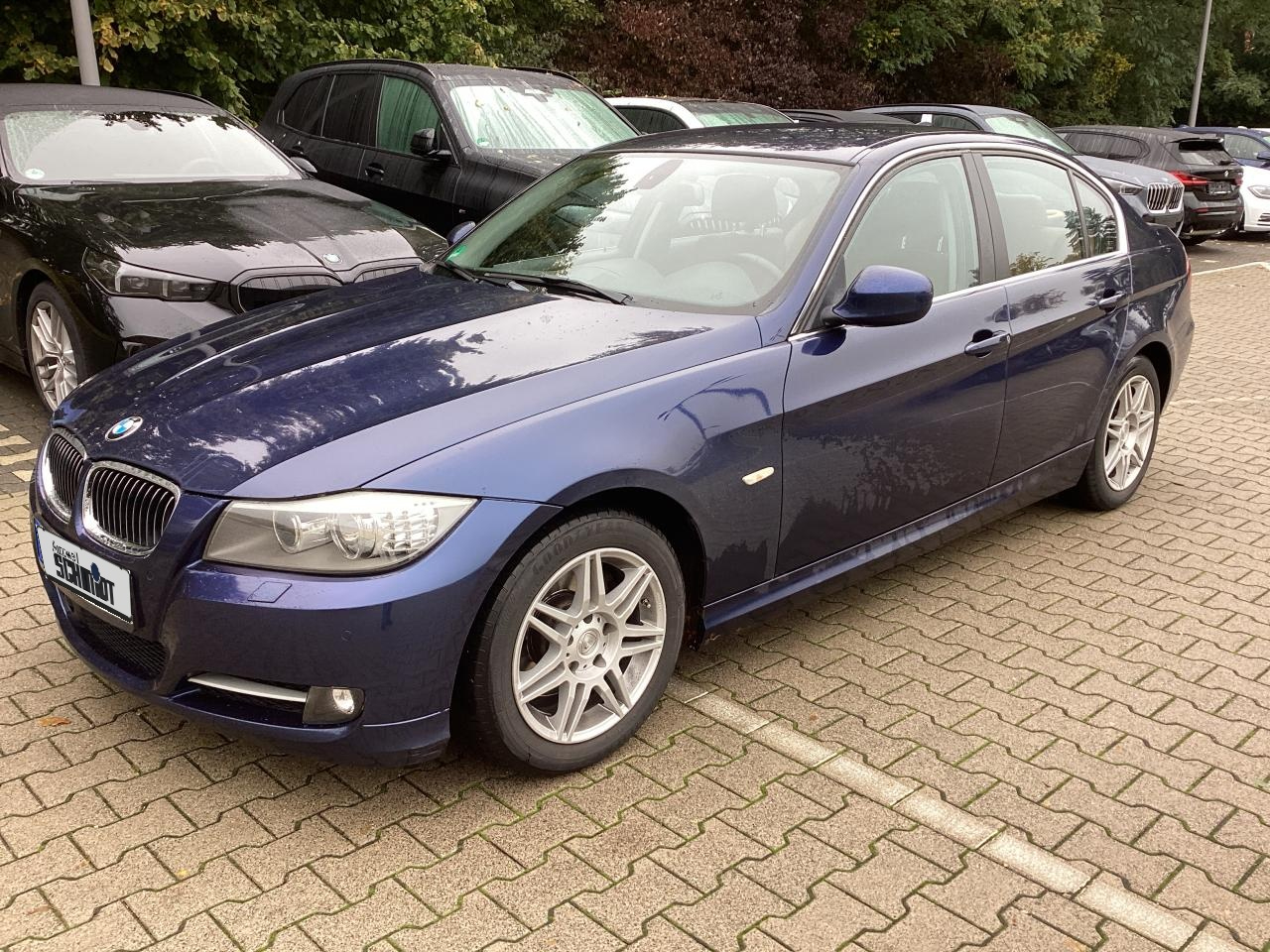 BMW 325i Edition Exclusive + 2.HAND + TÜV-bis-08.27