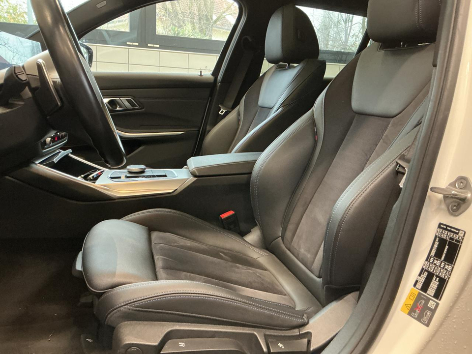 BMW 330e xDrive Touring M Sport +2J-BPS.-GARANTIE