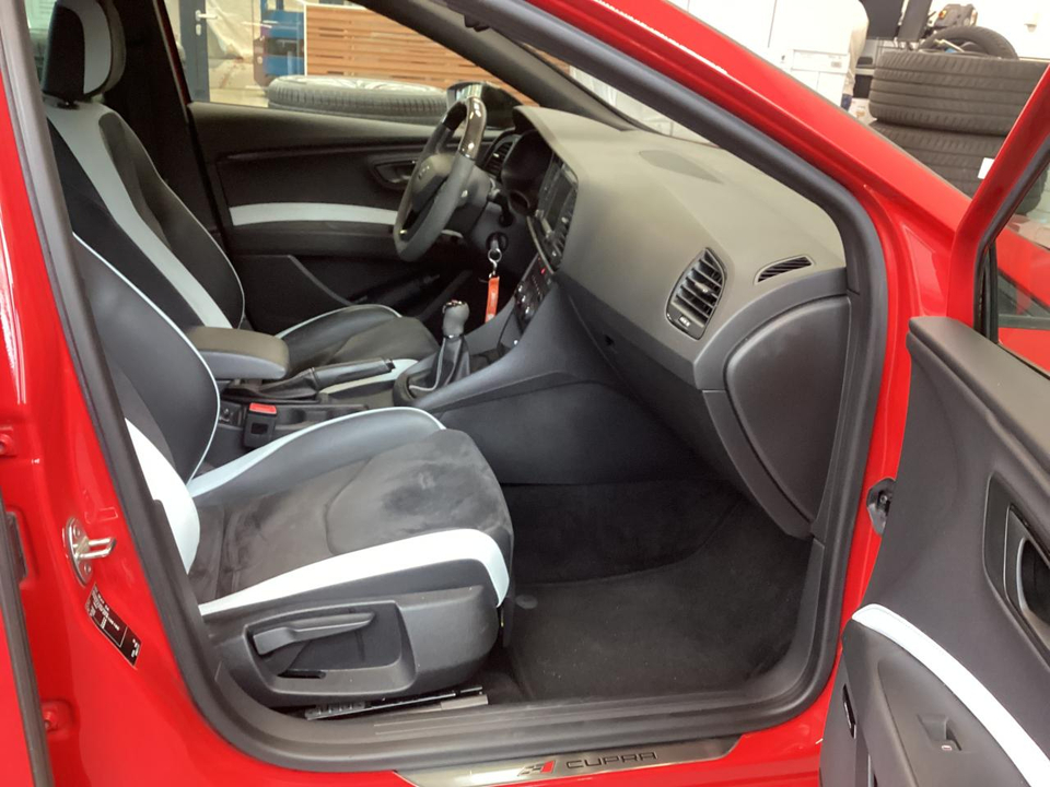 Seat Leon 2.0 TSI Start&Stop CUPRA 280 + TÜV-bis-7.27