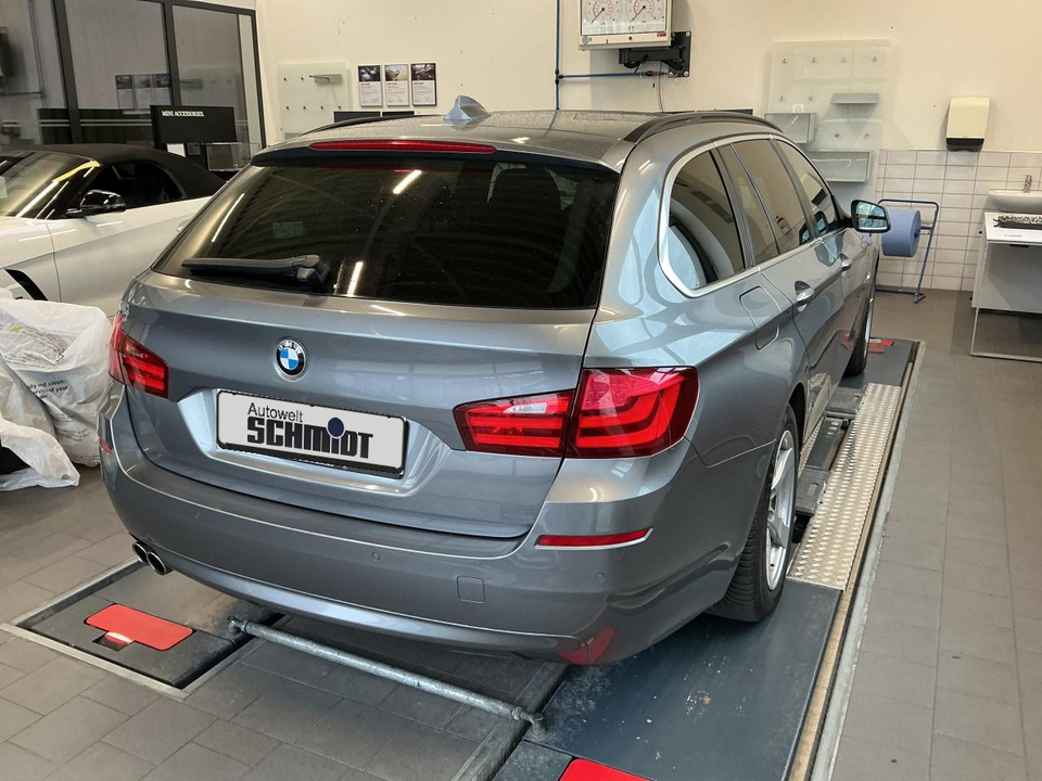 BMW 530d Touring Blue Performance Aut.