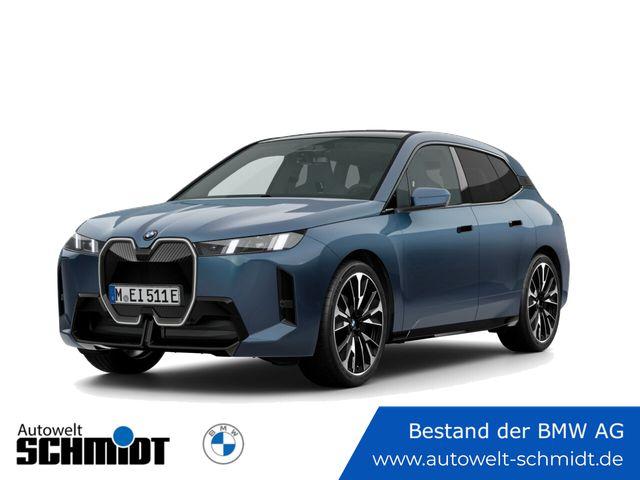 BMW iX xDrive45 Navi Leder Tempom.aktiv Panoramadach Bluetooth MP3 Schn.
