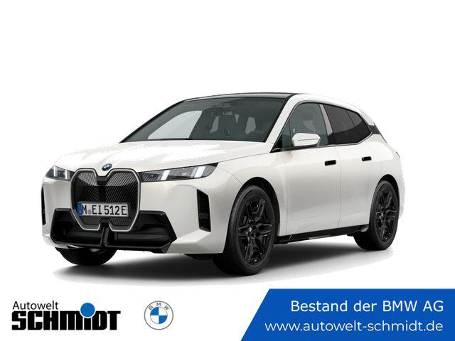 BMW iX xDrive60 Navi Leder Tempom.aktiv Panoramadach Bluetooth MP3 Schn.