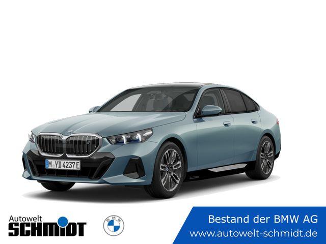 BMW i5 eDrive40 Navi Tempom.aktiv Panoramadach Bluetooth PDC MP3 Schn.