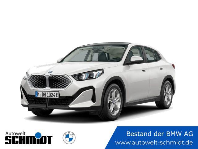 BMW ix2 xDrive30 Navi Tempom.aktiv Panoramadach Bluetooth PDC