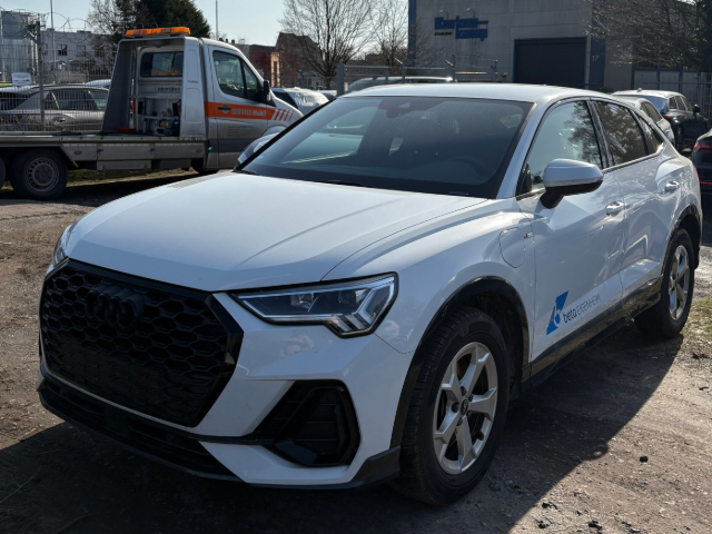 Audi Q3 Sportback 45 TFSI e S line Navi+ LM19 LED Kamera Alc./Leder