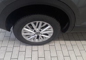 Volkswagen T-Roc 1.0TSi Life R-Kamera NaviMedia Sitzheiz. Parkassist Alu