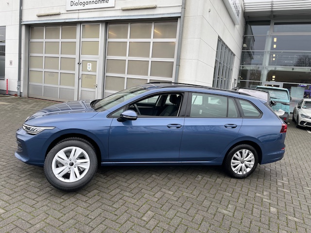 Volkswagen Golf VIII Variant 1.5TSi Life ACC LED Sitzheiz. AppConnect Parkpilot Alu