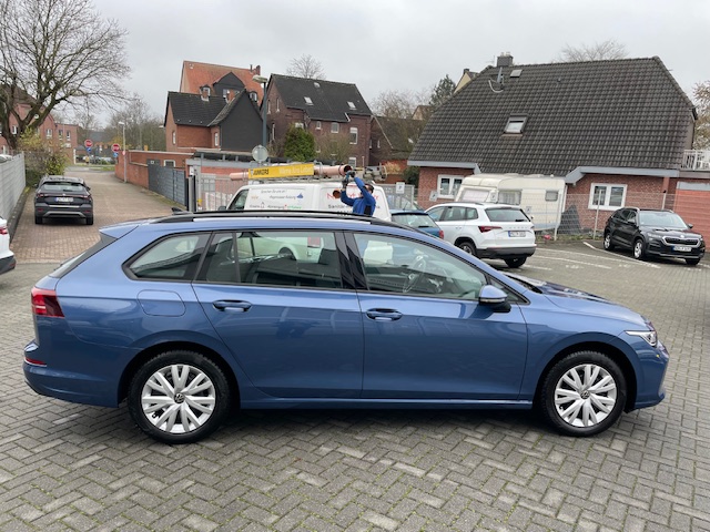 Volkswagen Golf VIII Variant 1.5TSi Life ACC LED Sitzheiz. AppConnect Parkpilot Alu