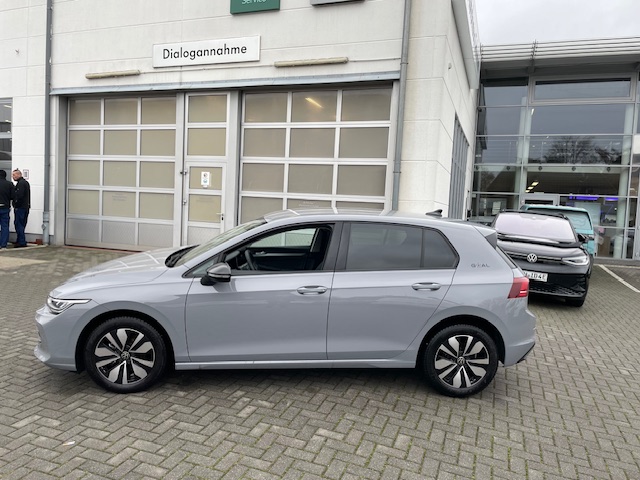 Volkswagen Golf VIII 1.5TSi Goal AHK ACC SideAssist AppConnect LED Parkpilot Alu