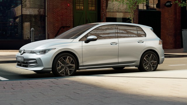 Volkswagen Golf Style 1,5l eTSI OPF 110 kW (150 PS) 7-Gang-DSG PLUS PAKET SIDE ASSIST SOUND NAVI HUD IDA