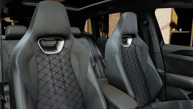 Volkswagen Tiguan "R-LINE" 1,5 l eTSI 7-Gang-DSG PANO-LM-20-BLACK STYLE-IQ LIGHT