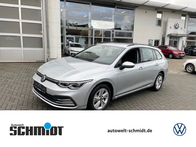 Volkswagen Golf VIII Variant 1.5 eTSi Life ACC Navi Sitzheiz. Alu Parkpilot