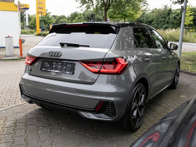 Audi A1 Sportback 30 TFSI S line LM18 LED Navi+ ACC Kamera Teilleder