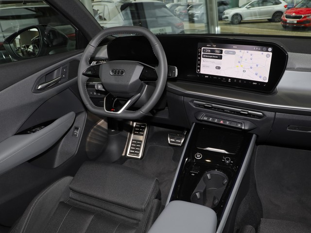 Audi Q3 SUV TFSI UPE 59.335,00 EUR 2x S line, SHZ, 3-Zonen Klima, LED