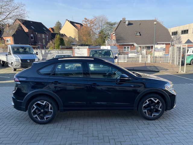 Volkswagen Taigo 1.0TSi R-Line R-Kamera Navi ACC 17Zoll IQ-Light Sitzheiz.