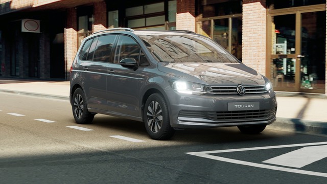 Volkswagen Touran "GOAL" 7-Gang-DSG 7-SITZE AHK ALLWETTER EASY OPEN KLIMA KAMERA