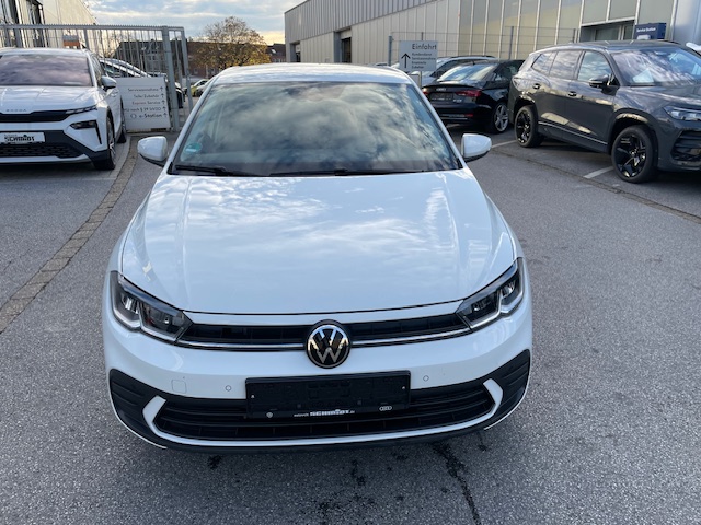 Volkswagen Polo 1.0TSi DSG Move R-Kamera ACC Sitzheiz. LED Alu Parkpilot