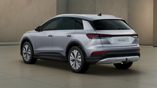 Audi Q4 e-tron 45 Advanced AHK Sports. LM19 Ass. Paket . Smartph. Interf.