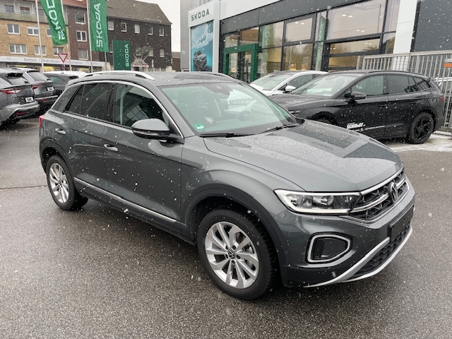 Volkswagen T-Roc 1.5TSi DSG Style R-Kamera ACC NaviMedia LED-Plus 17Zoll
