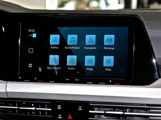 Volkswagen Golf VIII Variant 1.0 TSI DSG Life