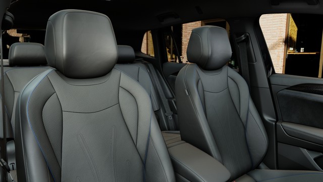 Volkswagen Tiguan "R-LINE" 1,5 l eTSI 7-Gang-DSG - LTK: 01/2026