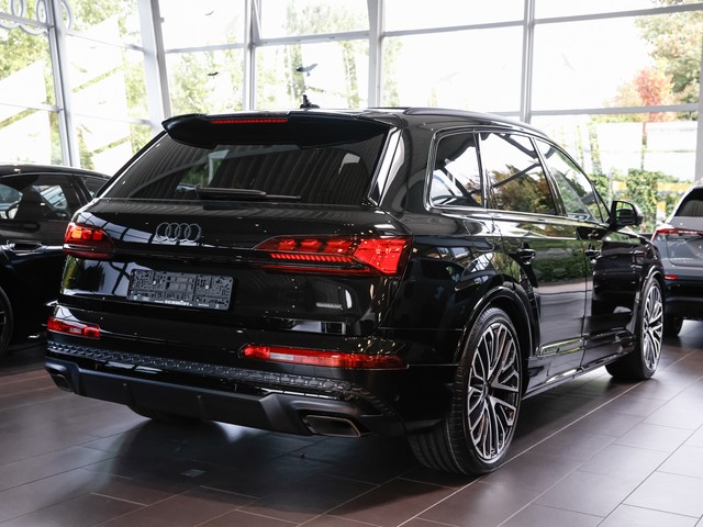 Audi Q7 SUV TDI quattro UPE 127.175,00 2 x S line Business ACC AHK HD-Matrix Pano