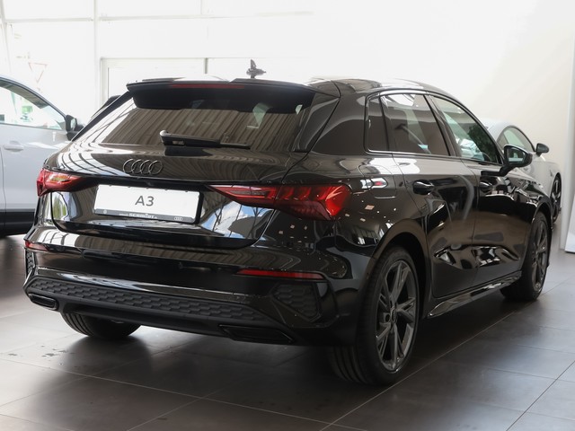 Audi A3 Sportback 35 TFSI S line B&O ACC Navi+ LED LM18 Teilleder