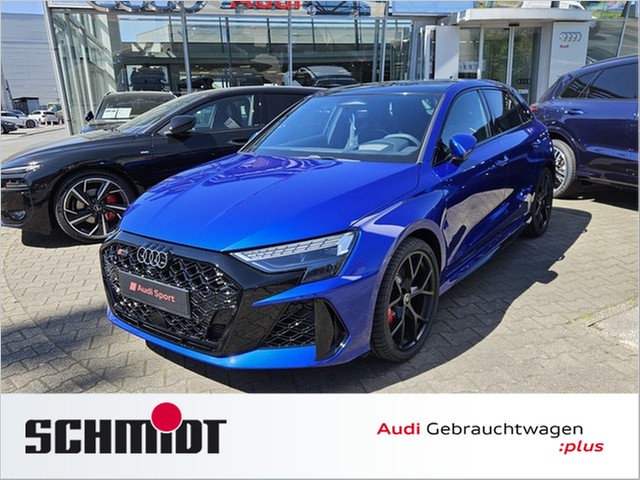 Audi RS3 Sportback SONDERLACKIERUNG ULTRABLAU 280 KMH MATRIX PANO SPORTABGAS SCHALENSITZE