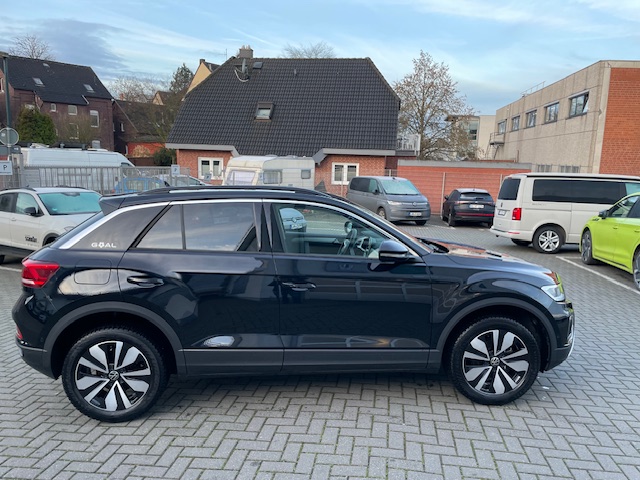 Volkswagen T-Roc 1.5TSi DSG Goal Standheiz. Navi ACC SideAssit 17Zoll LED