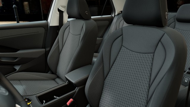 Volkswagen T-Roc Life neues Modell 7-Gang-DSG KLIMA TECHNIP LICHTP WINTERP WR