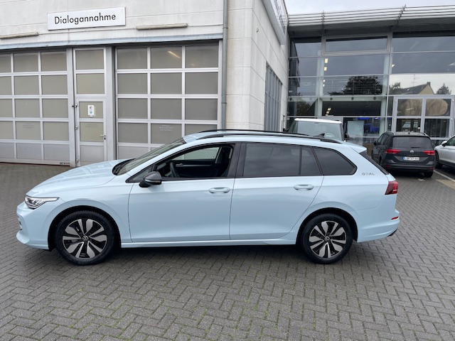 Volkswagen Golf VIII Variant 1.5TSi Goal AHK R-Kamera ACC Side Assist LED Sitzheiz.