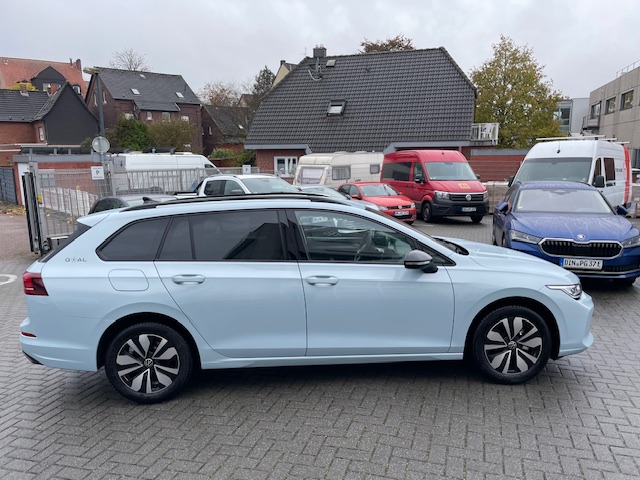 Volkswagen Golf VIII Variant 1.5TSi Goal AHK R-Kamera ACC Side Assist LED Sitzheiz.
