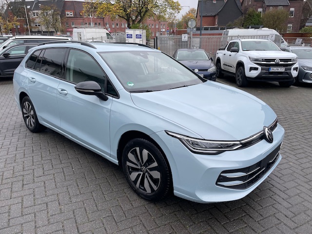 Volkswagen Golf VIII Variant 1.5TSi Goal AHK R-Kamera ACC Side Assist LED Sitzheiz.