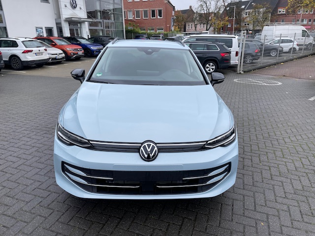 Volkswagen Golf VIII Variant 1.5TSi Goal AHK R-Kamera ACC Side Assist LED Sitzheiz.