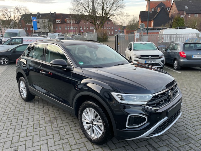 Volkswagen T-Roc 1.5TSi DSG Life R-Kamera ACC SideAssist Navi LED-Plus