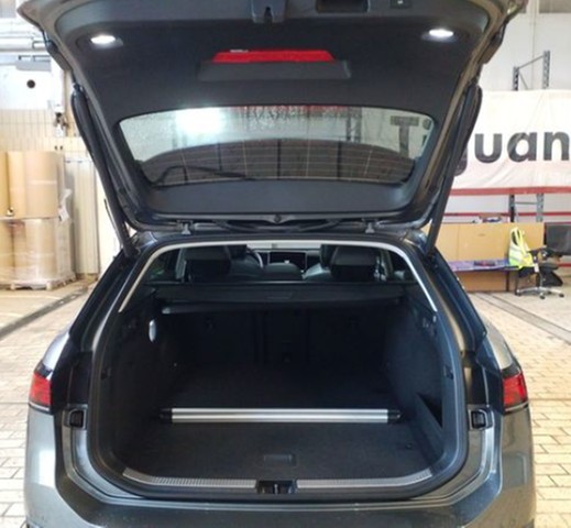 Volkswagen Passat Variant 1,5 eTSi DSG Business ACC R-Kamera elektr.Heckklappe DCC Navi 17" SideAssist