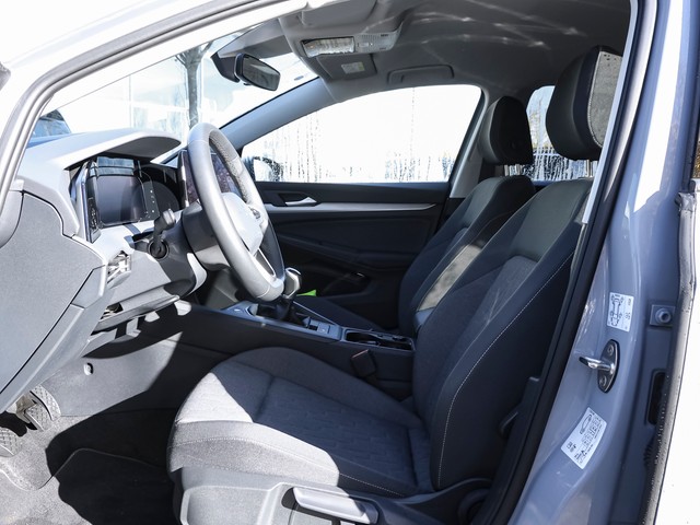 Volkswagen Golf VIII 1.5TSi Life ACC AppConnect LED Alu Sitzheiz. Parkpilot