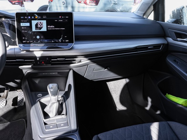 Volkswagen Golf VIII 1.5TSi Life ACC AppConnect LED Alu Sitzheiz. Parkpilot